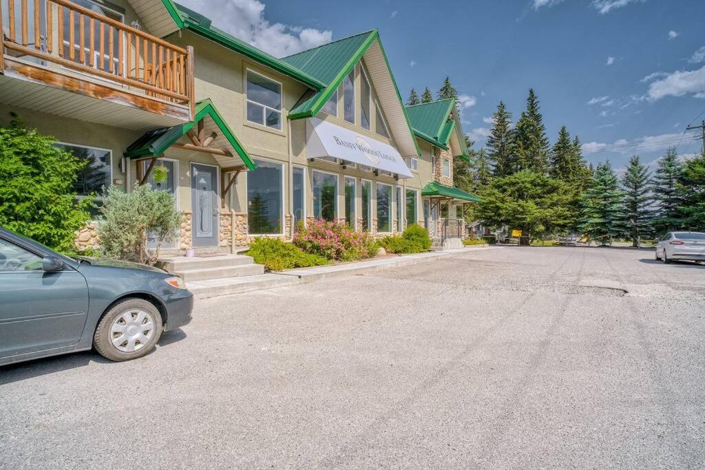5 Mins To Banff - Cozy Townhome 2Br&2Bath - Banff Pass Included Canmore Bagian luar foto
